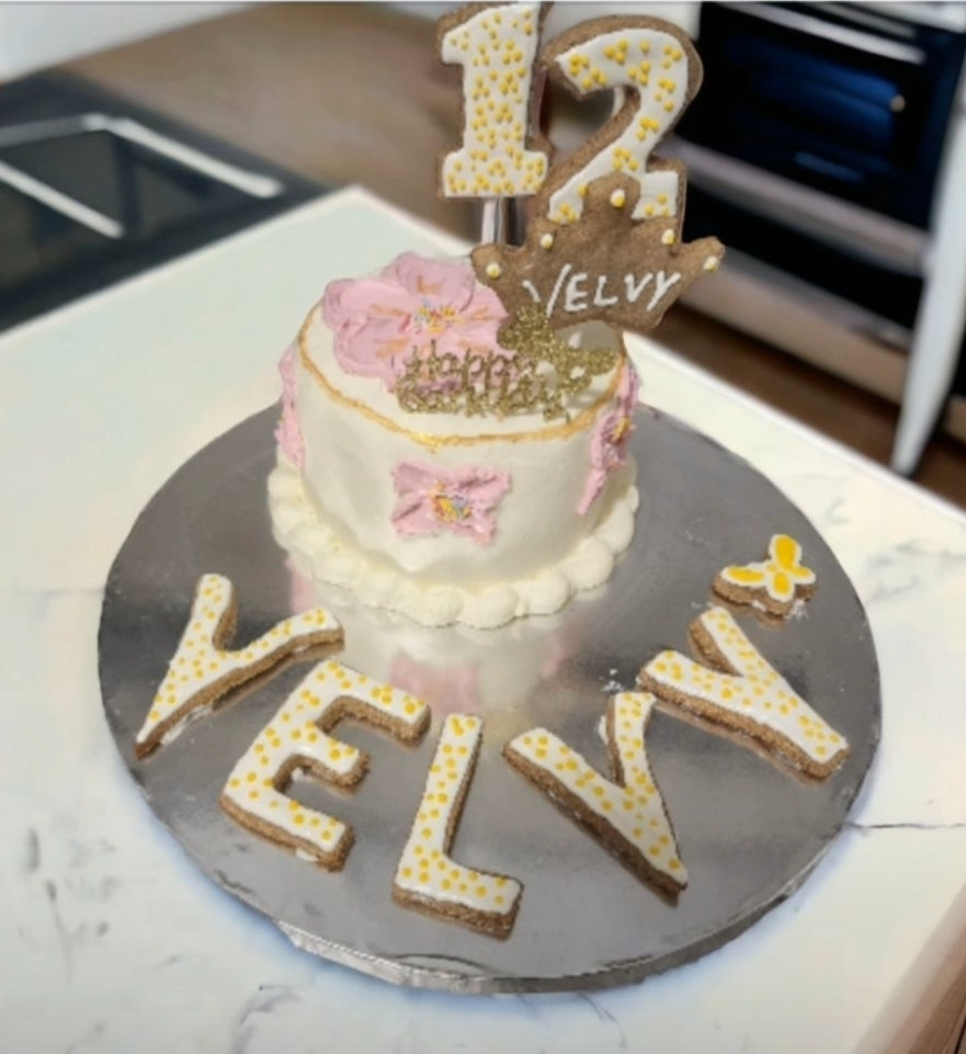 Custom Cakes