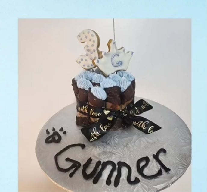 Custom Cakes