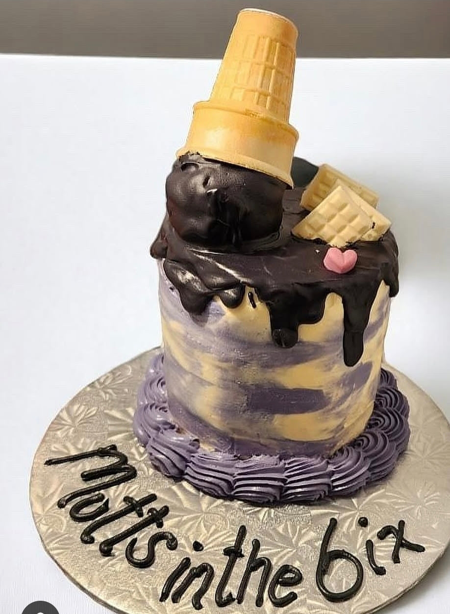 Custom Cakes