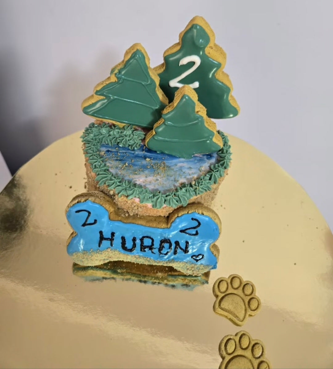 Custom Cakes